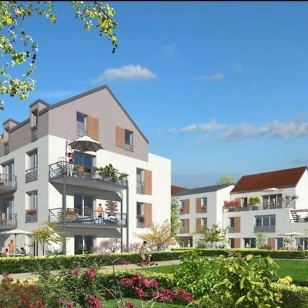 Le Jardin Des Pommiers A Disneyland Chessy Chessy (Seine-et-Marne) Exterior foto
